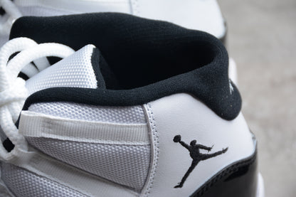 AJ 11 Concord