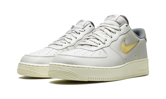 Air Force 1 '07 LX "Light Bone" DC8894 001
