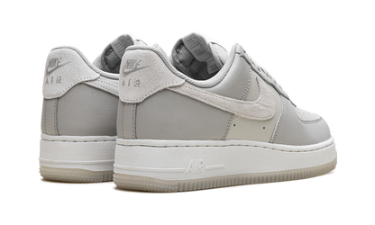Air Force 1 '07 "Light Bone" FN5832 001